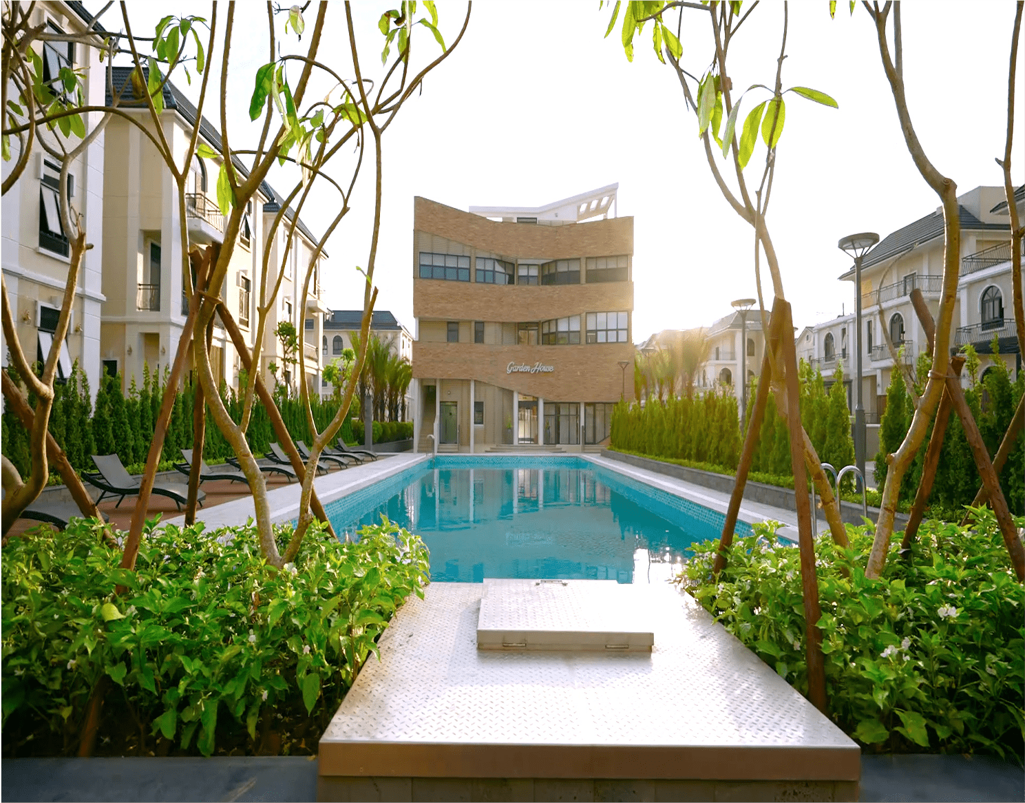 Garden House Starlake 